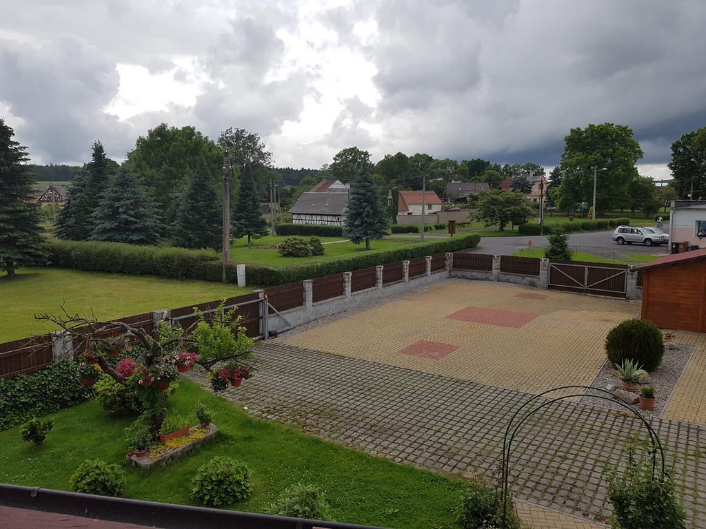 Ubytovani Poustka Františkovy Lázně エクステリア 写真